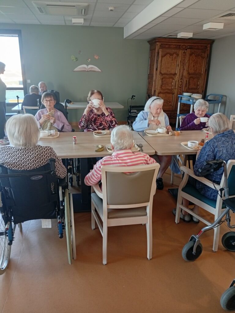 Petit-déjeuner continental